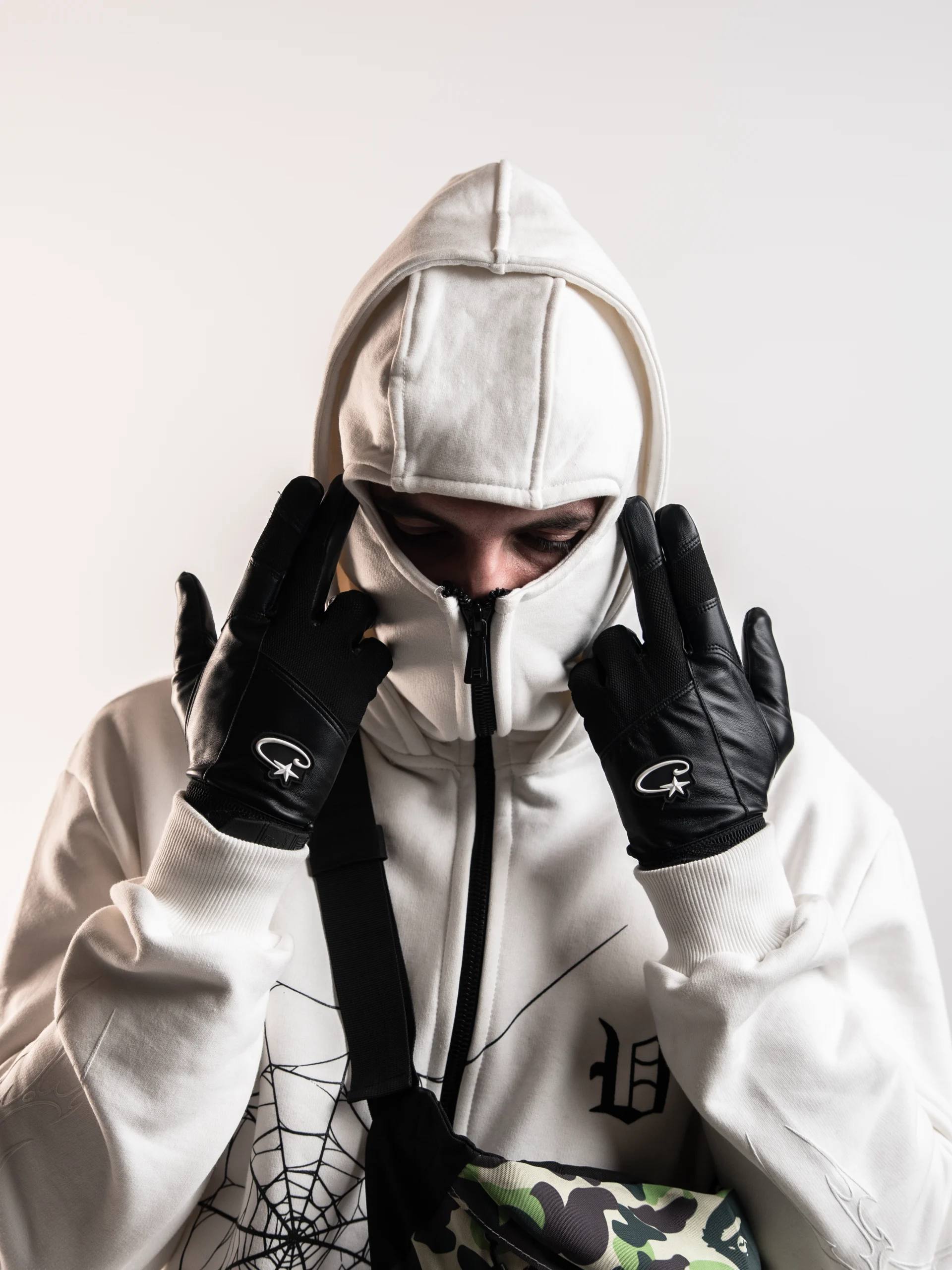 photo_2025-10-11_00-41-13